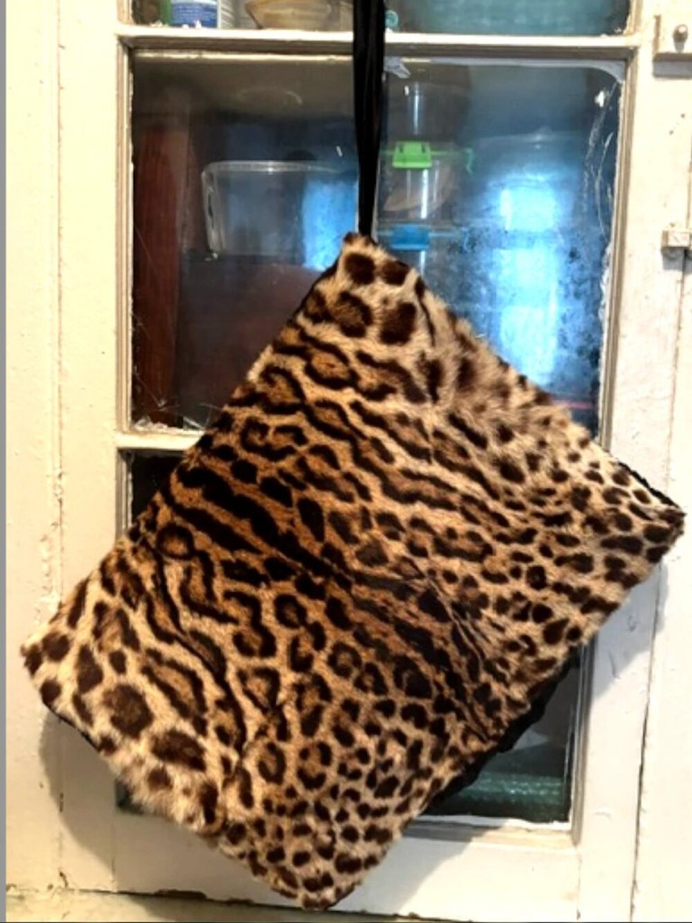 Hat Vintage- Flapper Leopard Cheetah Spotted Animal Print Real Fur Hand Muff